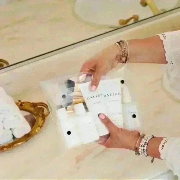 NEW ~ONIERO SUNCHASER 5 PIECE TRAVEL KIT ~ ❤️ - Picture 3 of 11